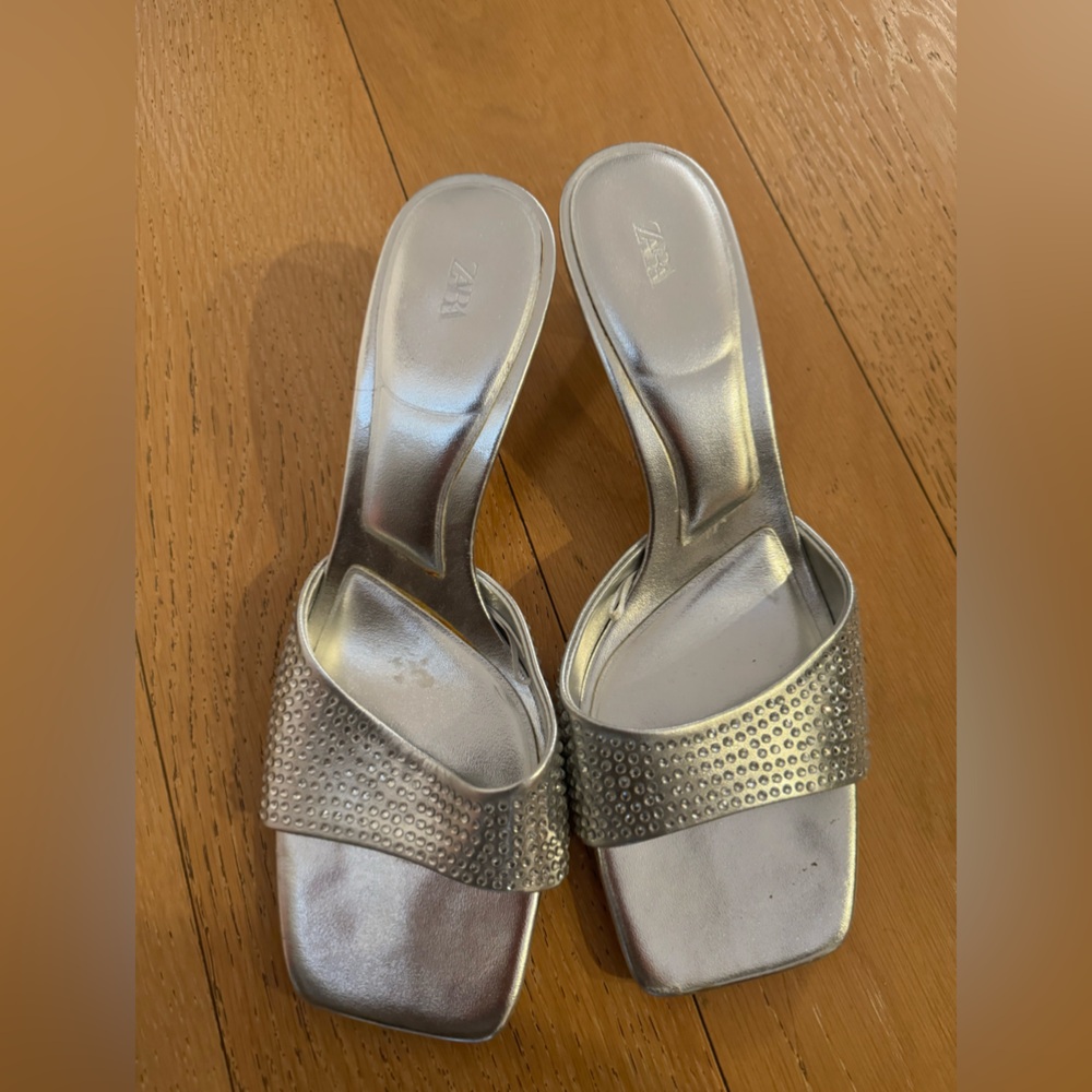 Zara Metallic Silver Slide Sandals